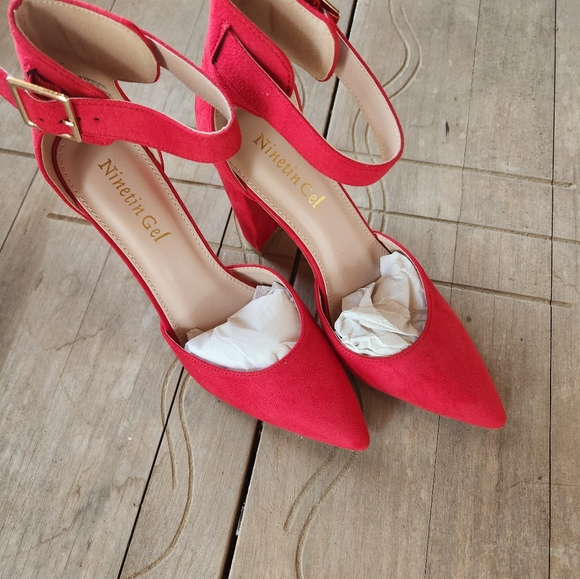 Shoes - Picture 2 of 2